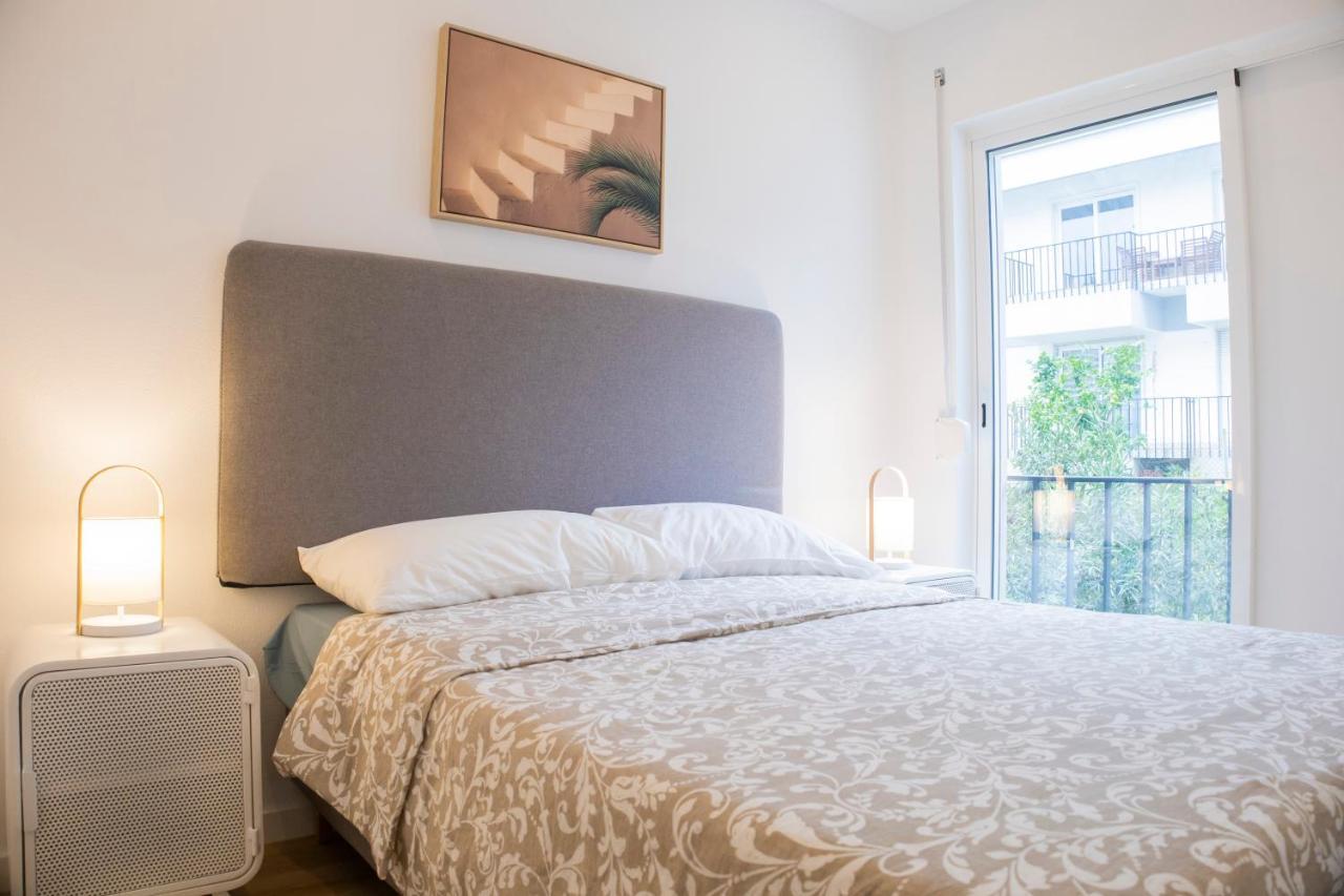 Casa Sim * Lagos